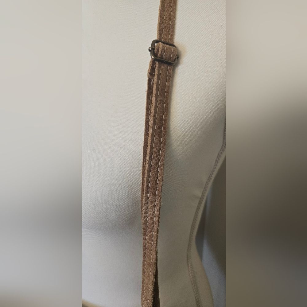 Myra Freedom Forever Crossbody Bag with Cowhide Accent. 7" x 10" - Picture 5 of 7